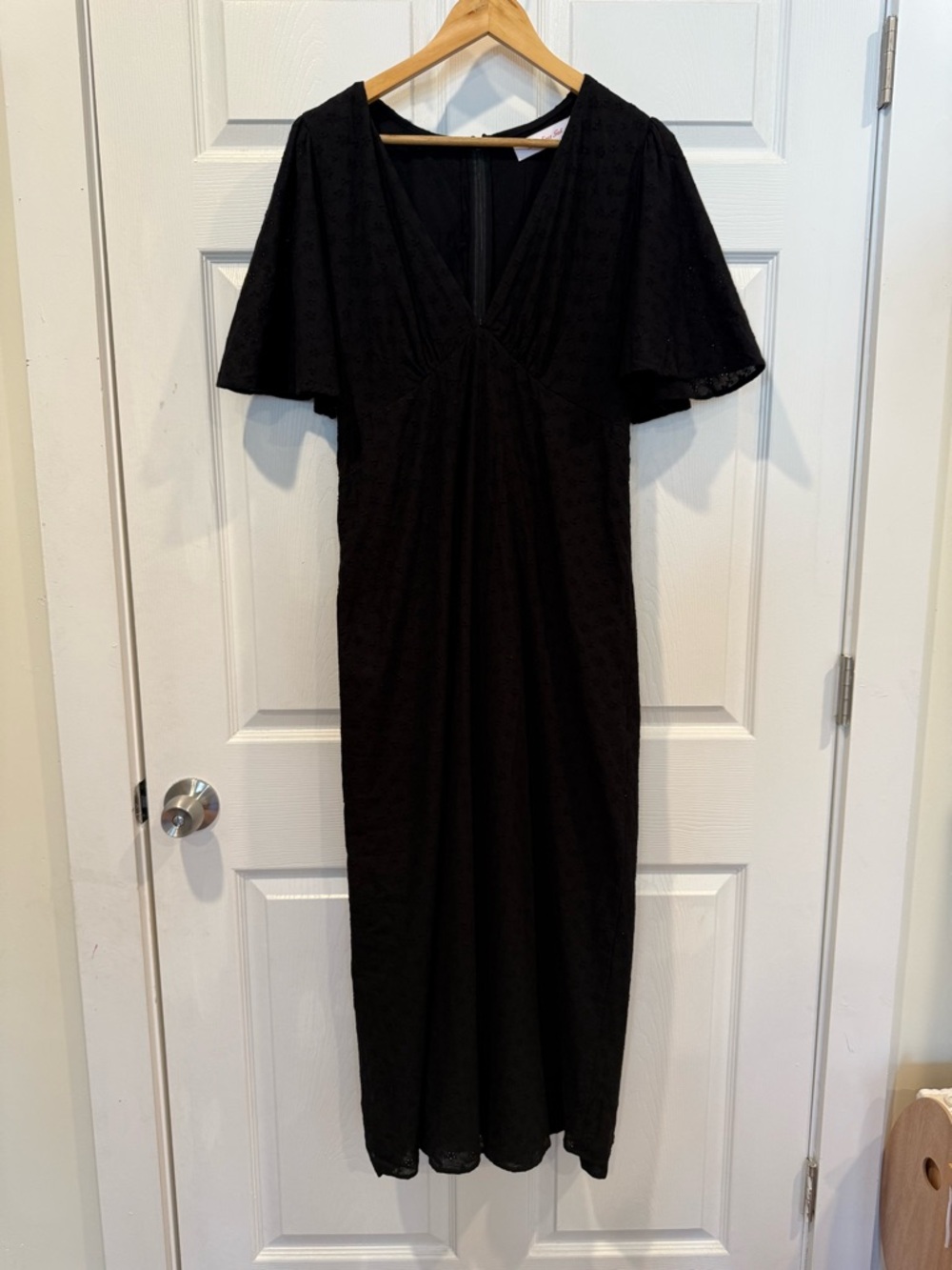 Lisa Says Gah Black Midi V-Neck Flutter Sleeve Dress